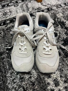 New Balance Sneakers